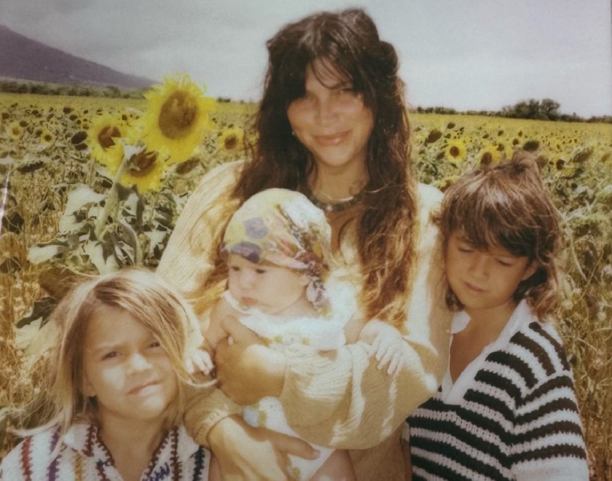 Raising Wildflowers: How a One-Way Ticket Led This Mama and Her Crew to the Idyllic Paradise of Hawaii